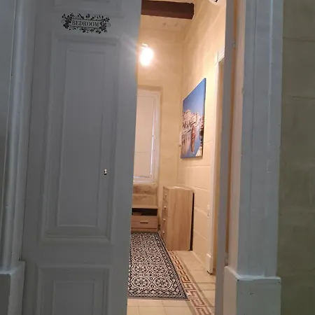 17 Domus Mariae Town House Feriehus Senglea