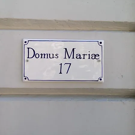 17 Domus Mariae Town House *