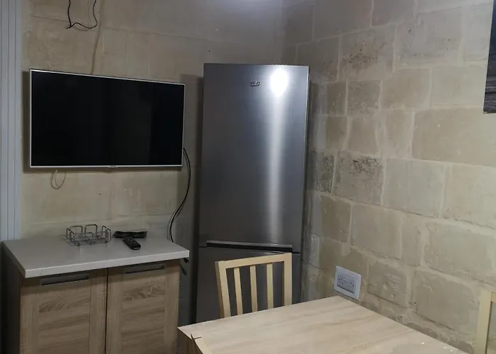 17 Domus Mariae Town House *